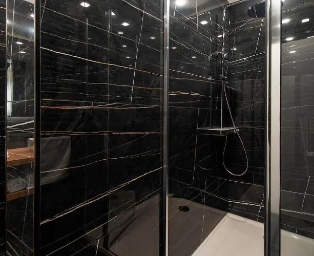Jazine Lux E&t Apartment