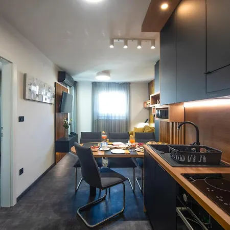 Appartement Jazine Lux E&t *